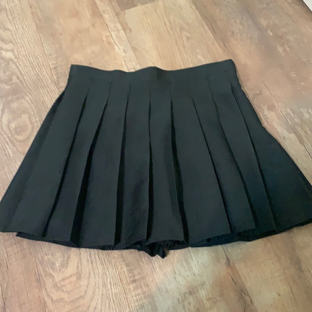 This black skirt has built in shorts.It is from Amazon and it is amazing.✨✨✨✨✨✨